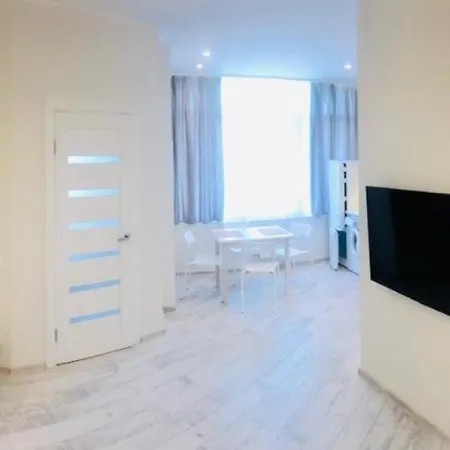 Apartmán аппартаменты в аркадии с видом на море